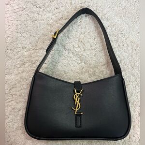 YSL Le 5 à 7 leather shoulder bag